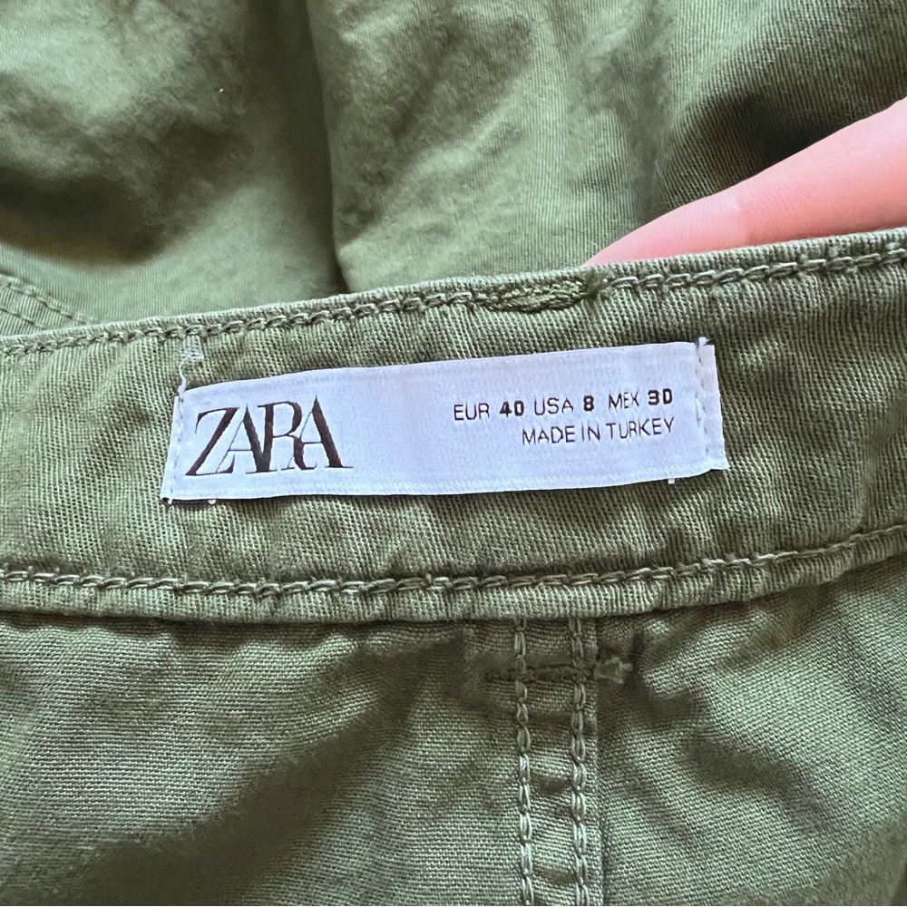 Zara‎ High Waist Cargo Pants Tapered Leg Women’s Size 8 - Picture 3 of 6